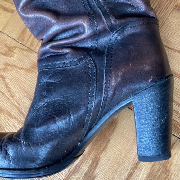 Heeled riding boots - Picture 7 of 9